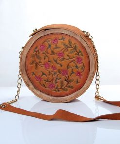 Engraved round Bag Combining Leather and Wood 2